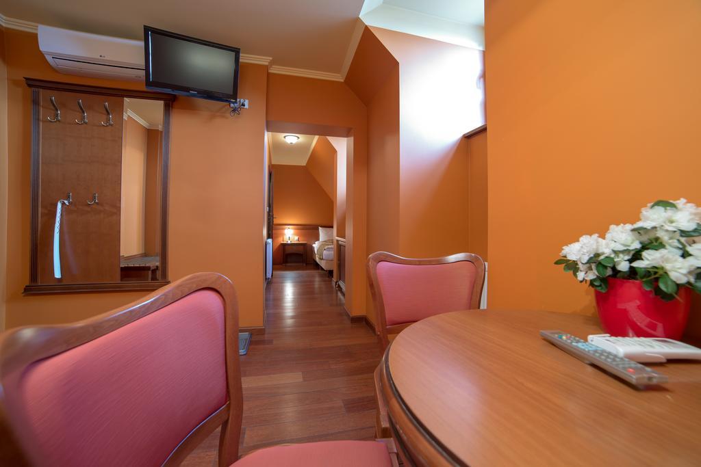 Rynek 16 Aparthotel Sandomierz Exterior photo